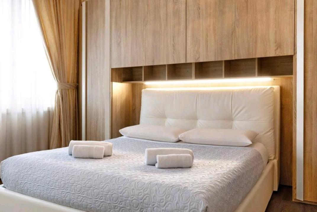 Residenza Tosca Apartment มานโตวา ภายนอก รูปภาพ